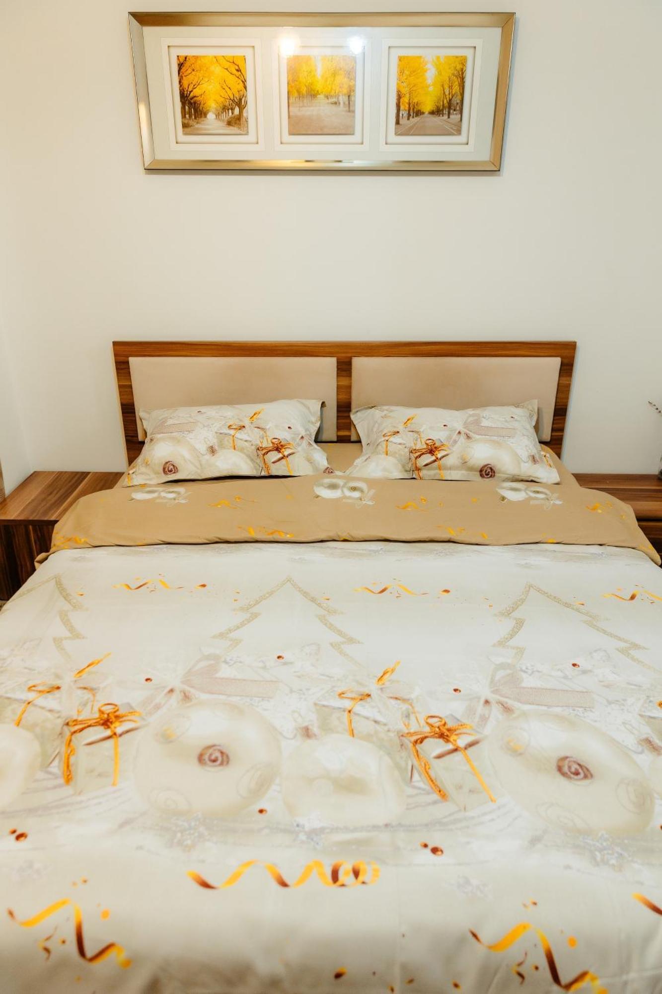 Glamour Ultracentral Craiova Exterior photo