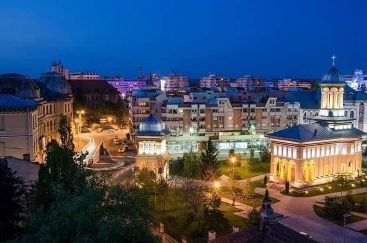 Glamour Ultracentral Craiova Exterior photo